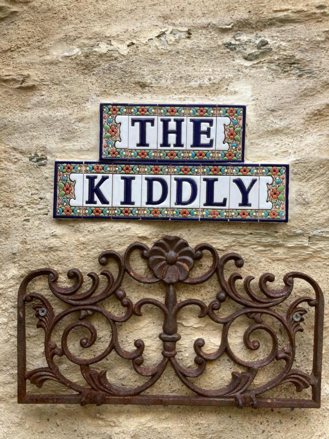 شقة The Kiddly - Central, Old Town, Lively, Dog Friendly, Parking. فالموث المظهر الخارجي الصورة